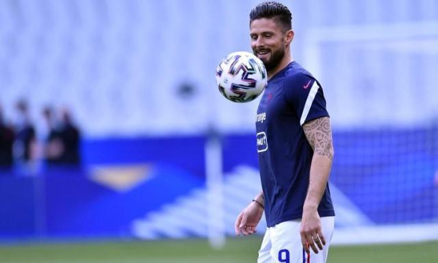 开云中国-官方：吉鲁加盟AC米兰 将身披9号战袍